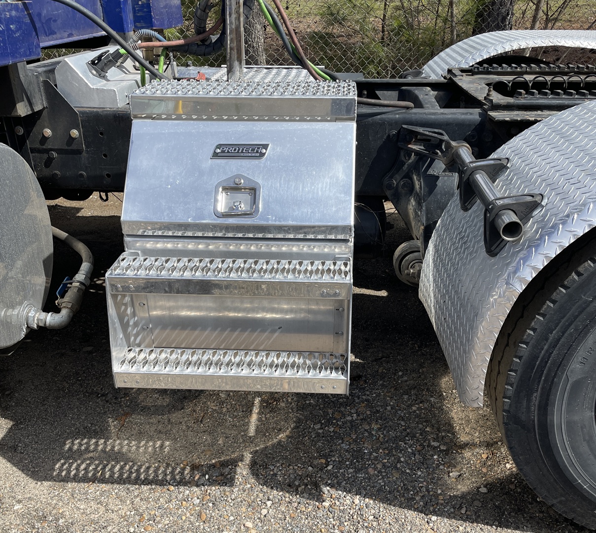 2014 WESTERN STAR 4900 - Image 24